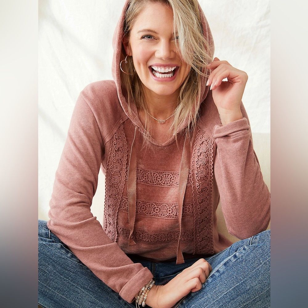 MAURICES hooded sweater